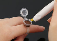 Μίας χρήσης πλαστικό φλυτζάνι δαχτυλιδιών εξαρτημάτων δερματοστιξιών με την ΚΑΠ για τη χρωστική ουσία